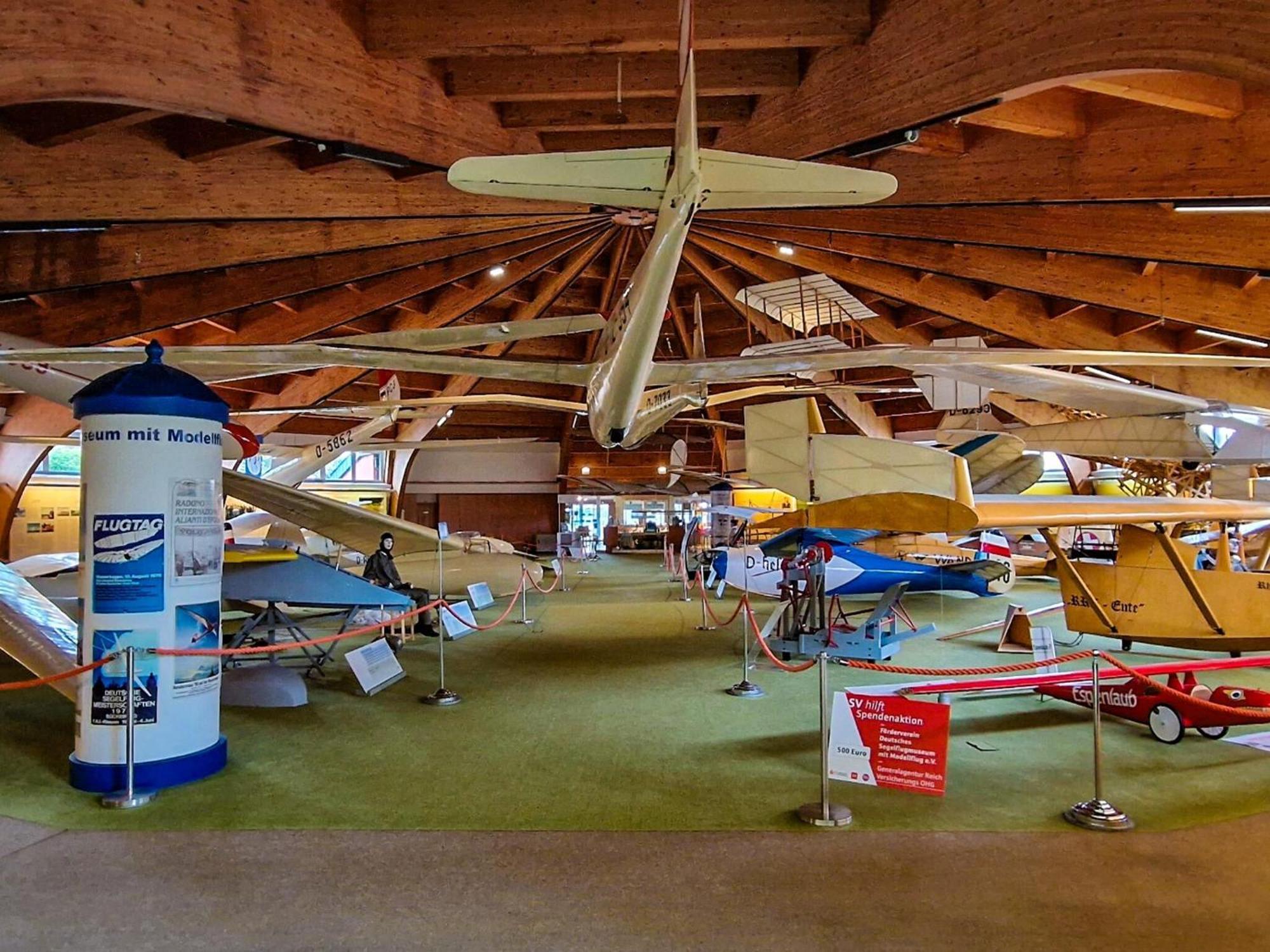 Berghotel Deutscher Flieger Wasserkuppe Gersfeld Eksteriør billede